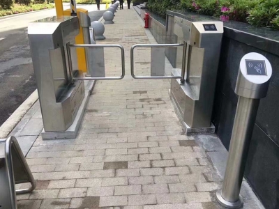 葛洲壩城市花園小區擺閘案例